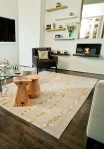 LOFT CLOSE-UP 2 CUSTOM HICKS WATERFALL RUG